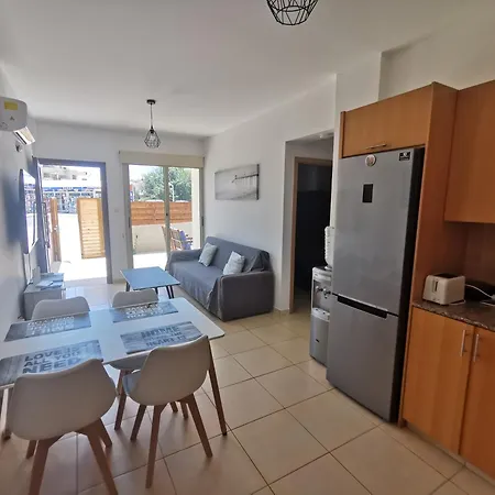Sunny Coast By The Sea Apartament *