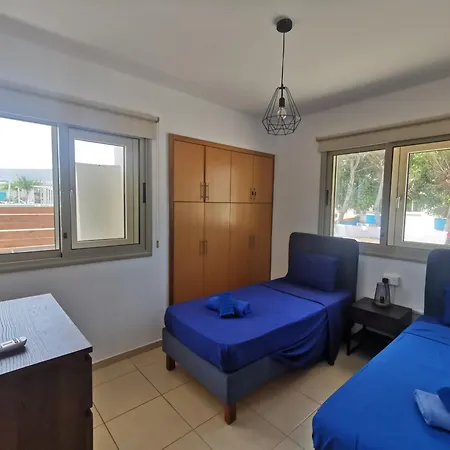 Sunny Coast By The Sea بروتاراس