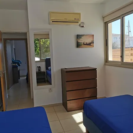 Sunny Coast By The Sea Apartment *